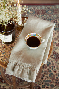 Ruffled pure linen tea towel | Moment&nbsp;Collection
